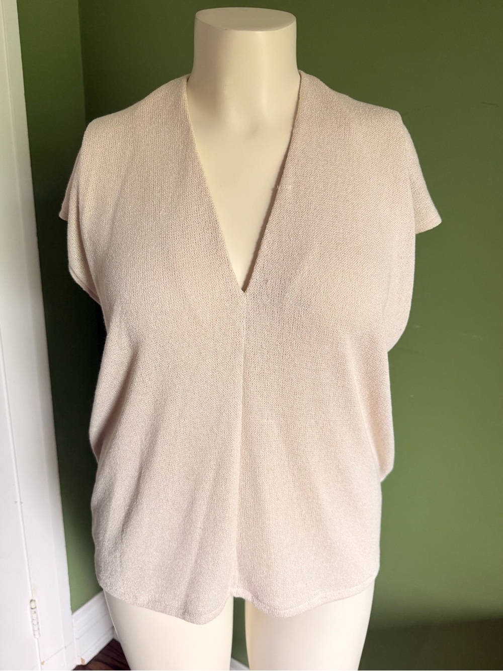 Zara Blush V-Neck Short Sleeve Knit Top small